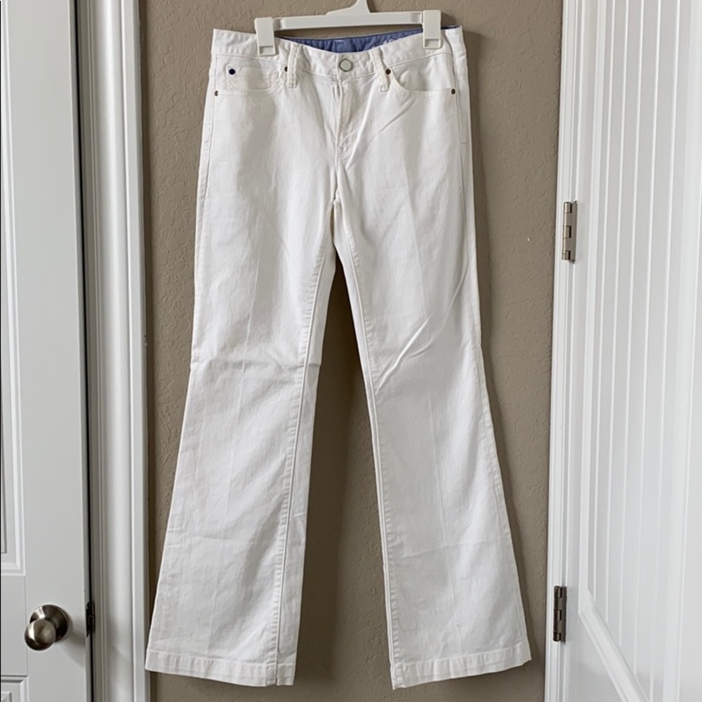 White Flare Jeans!!